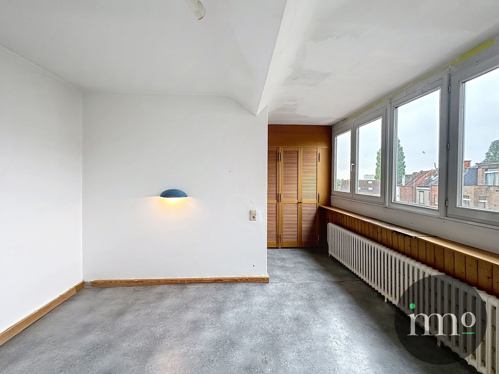 Bel-étagewoning, deels gerenoveerd maar wel instapklaar voor wie geleidelijkaan kleine werken wenst uit te voeren foto 19