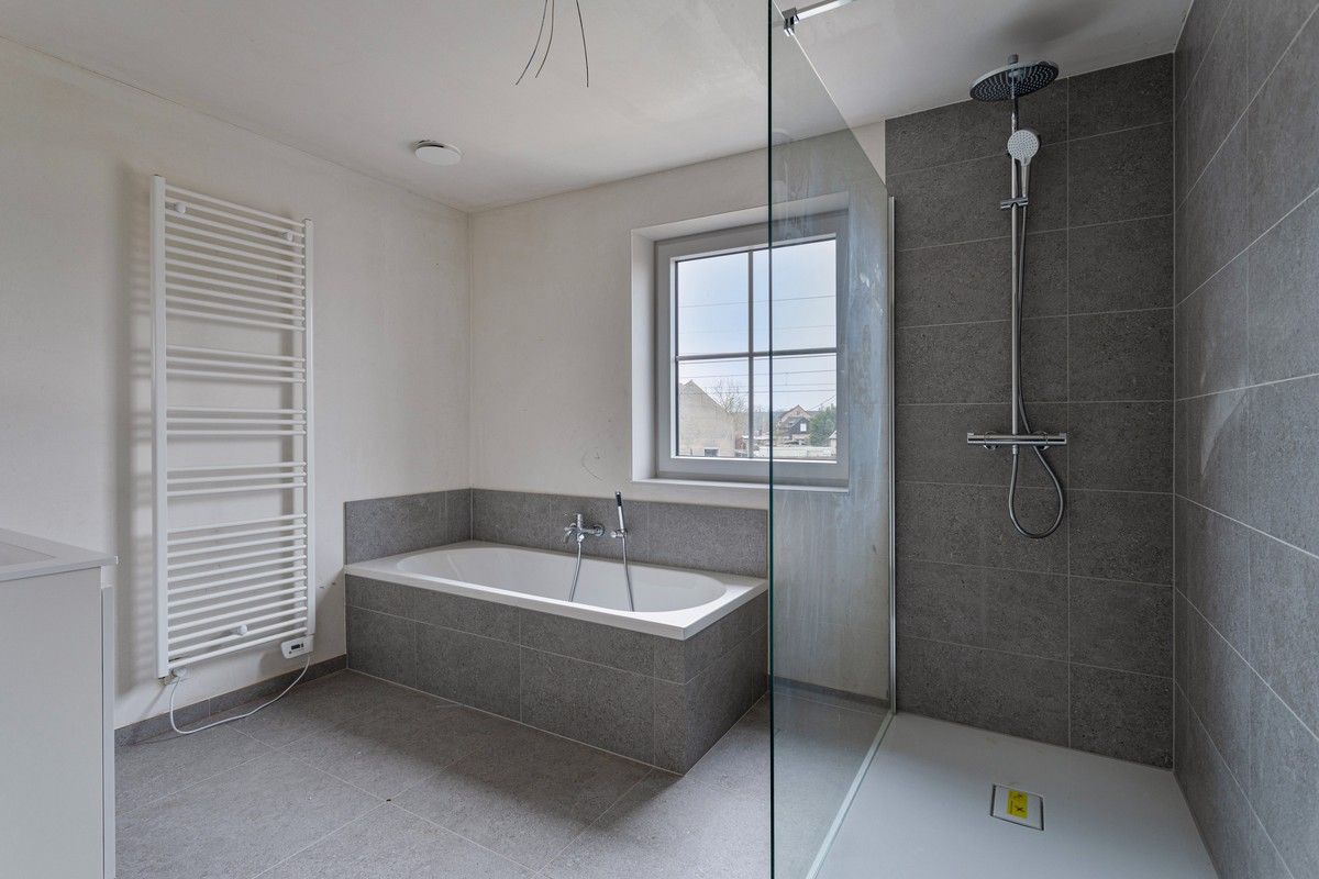 Instapklare Nieuwbouwwoning te Blaasveld foto 13