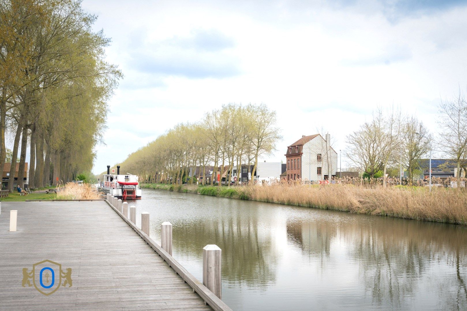 Charmante tussenwoning met tuin foto 29