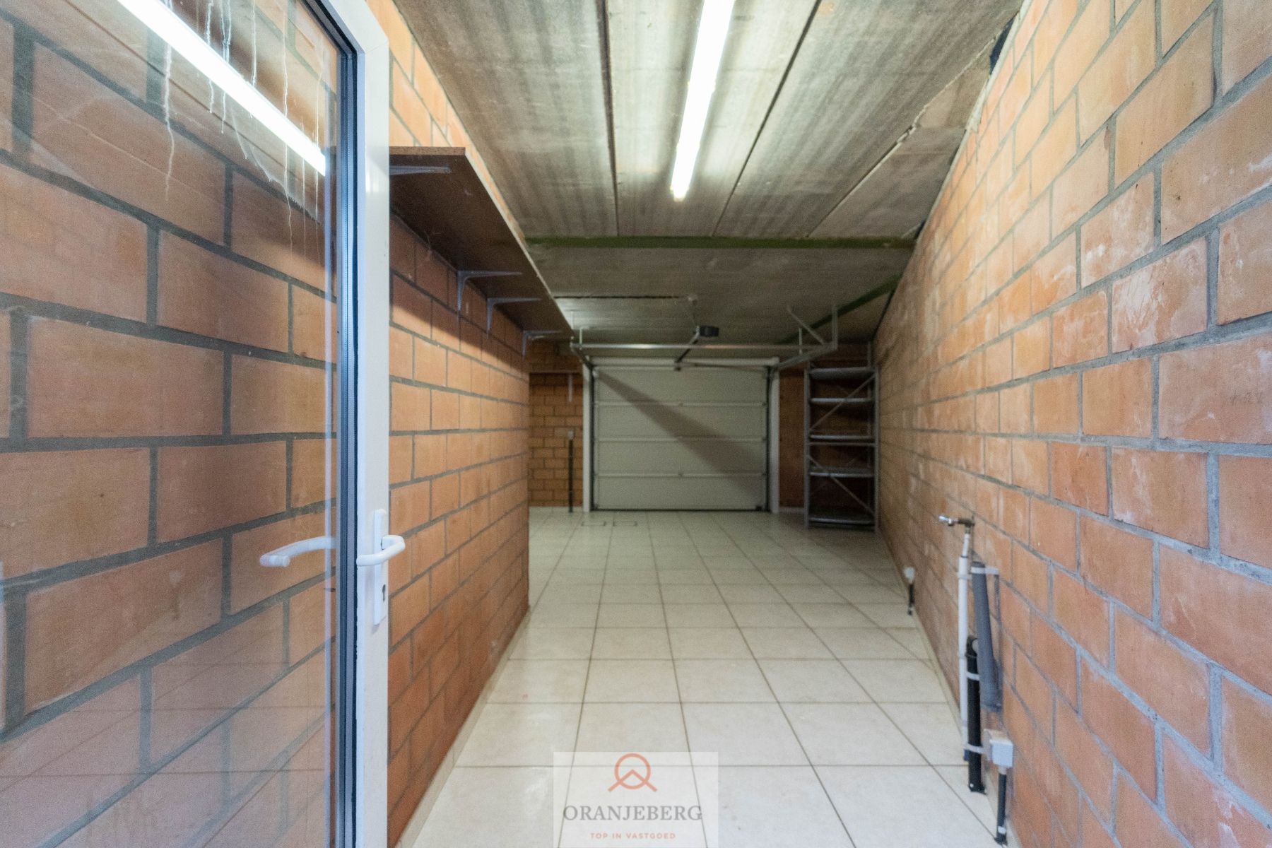 Lichtrijke bel-étage woning met garage en tuin te Lievegem - Waarschoot foto 32