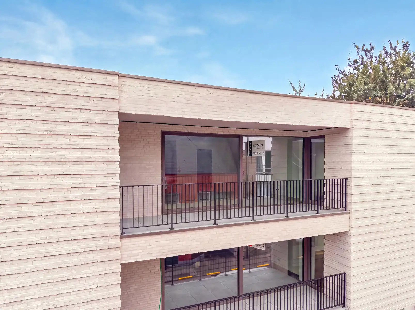Riva - app. 0204 op tweede verdieping met terras foto 3