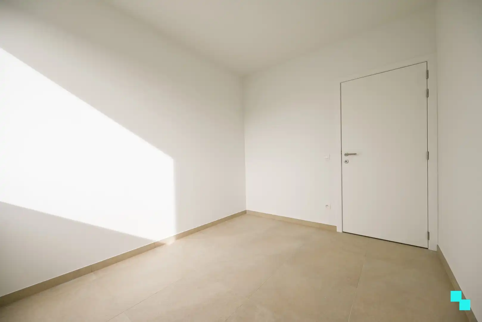 Energiezuinig penthouse met zonneterras te Izegem foto 19