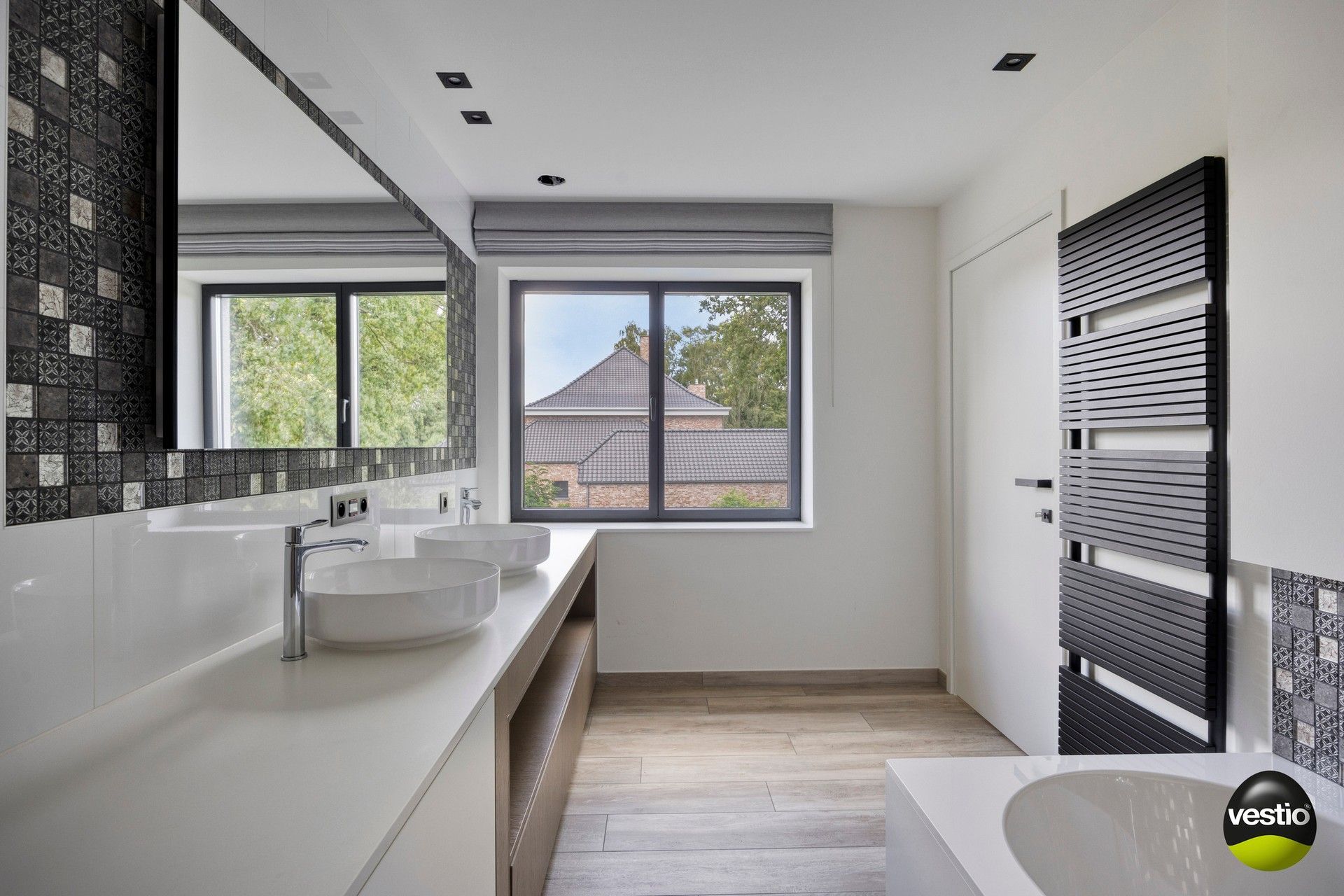 Luxueuze open bebouwing op mooi perceel van ca. 30 are. foto 19