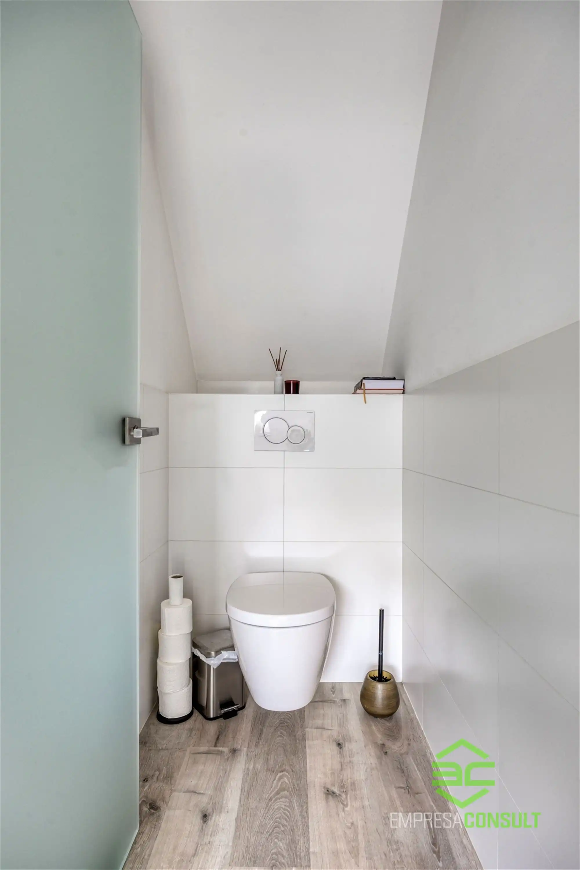 Instapklare woning met aparte garage en werkplaats van 150m² in Schulen! foto 24