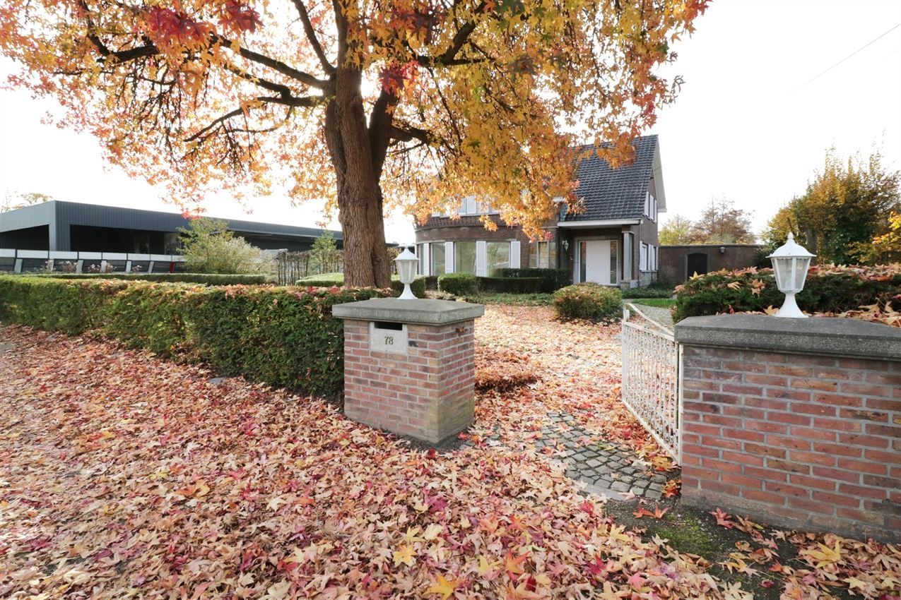 Villawoning met 4 slaapkamers en bijgebouw foto 36