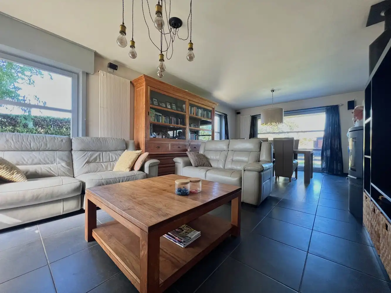 Instapklare woning (2002) + zonnig perceel (ca. 600m²)! foto 3