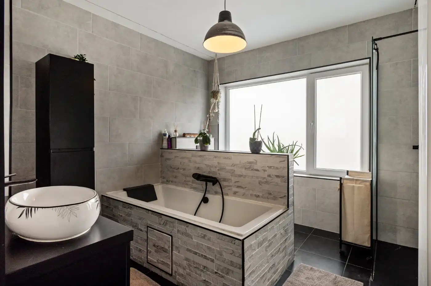 Gerenoveerde, instapklare woning met 2 à 3 slpk. en tuin foto 21