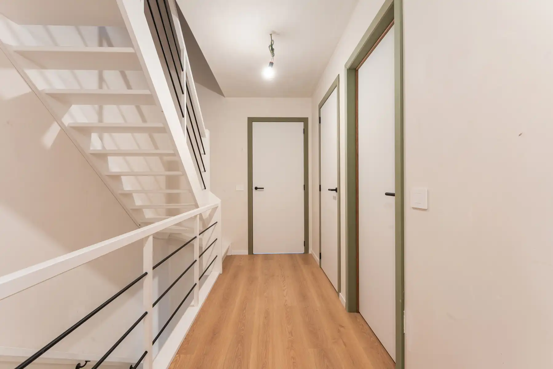 Halfopen nieuwbouwwoning foto 6