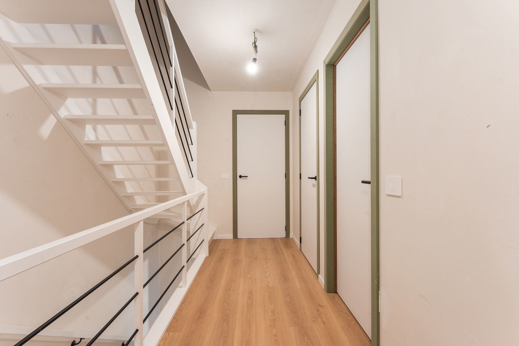 Halfopen nieuwbouwwoning foto 6