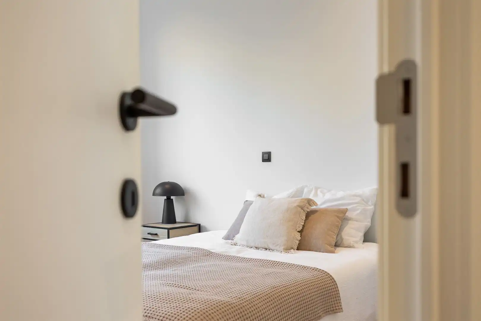 Gerenoveerd appartement met luxe-afwerking en topterras foto 12