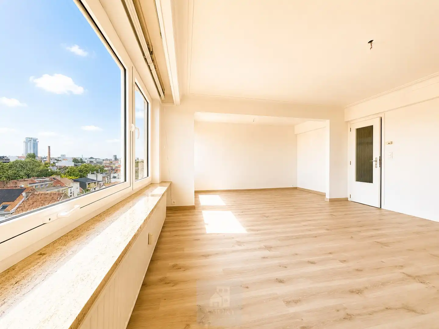 Gerenoveerde studio op heel goede locatie foto 5