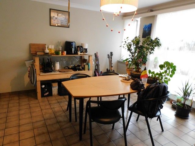 Gelijkvloers appartement met garage foto 2