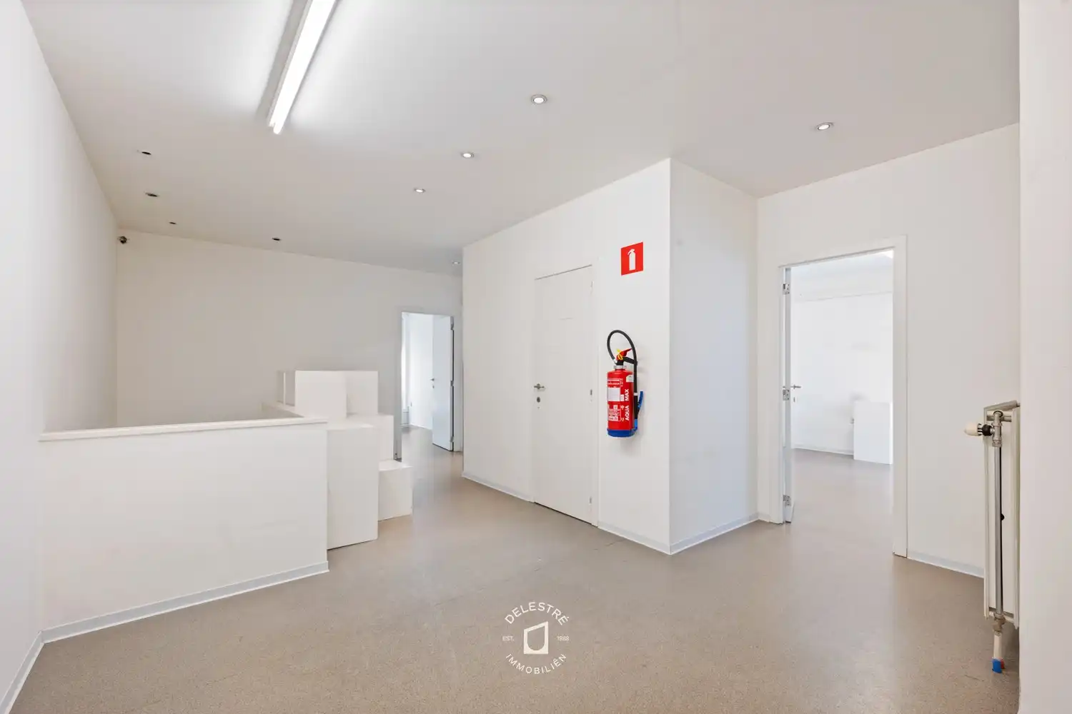 751 m² op A-locatie in Aalst – showroom, kantoor, retail of POTENTIEEL woonproject foto 19