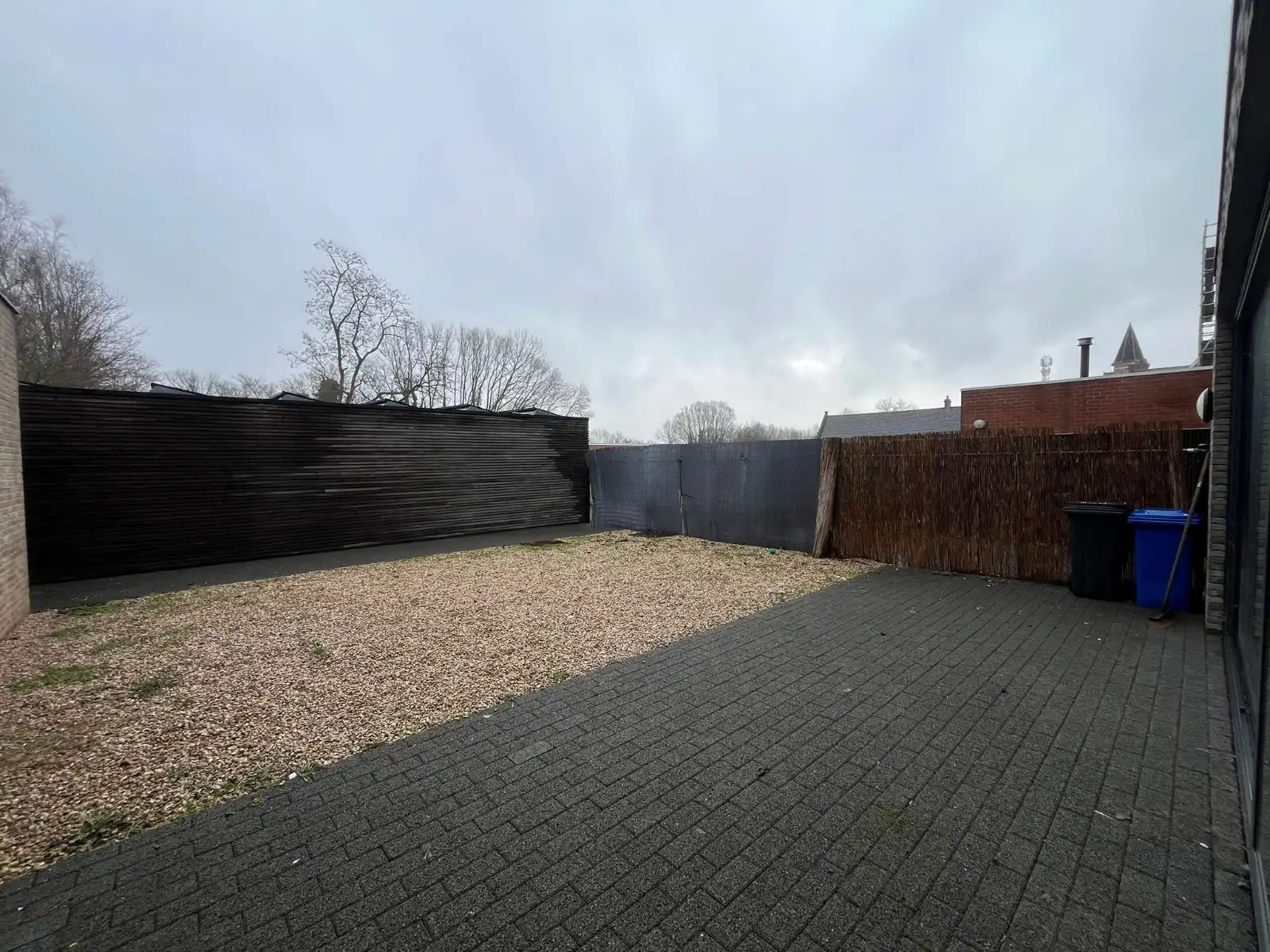 TE HUUR: Energiezuinig gelijkvloers appartement met groot terras in centrum Olsene (EPC A) foto 6