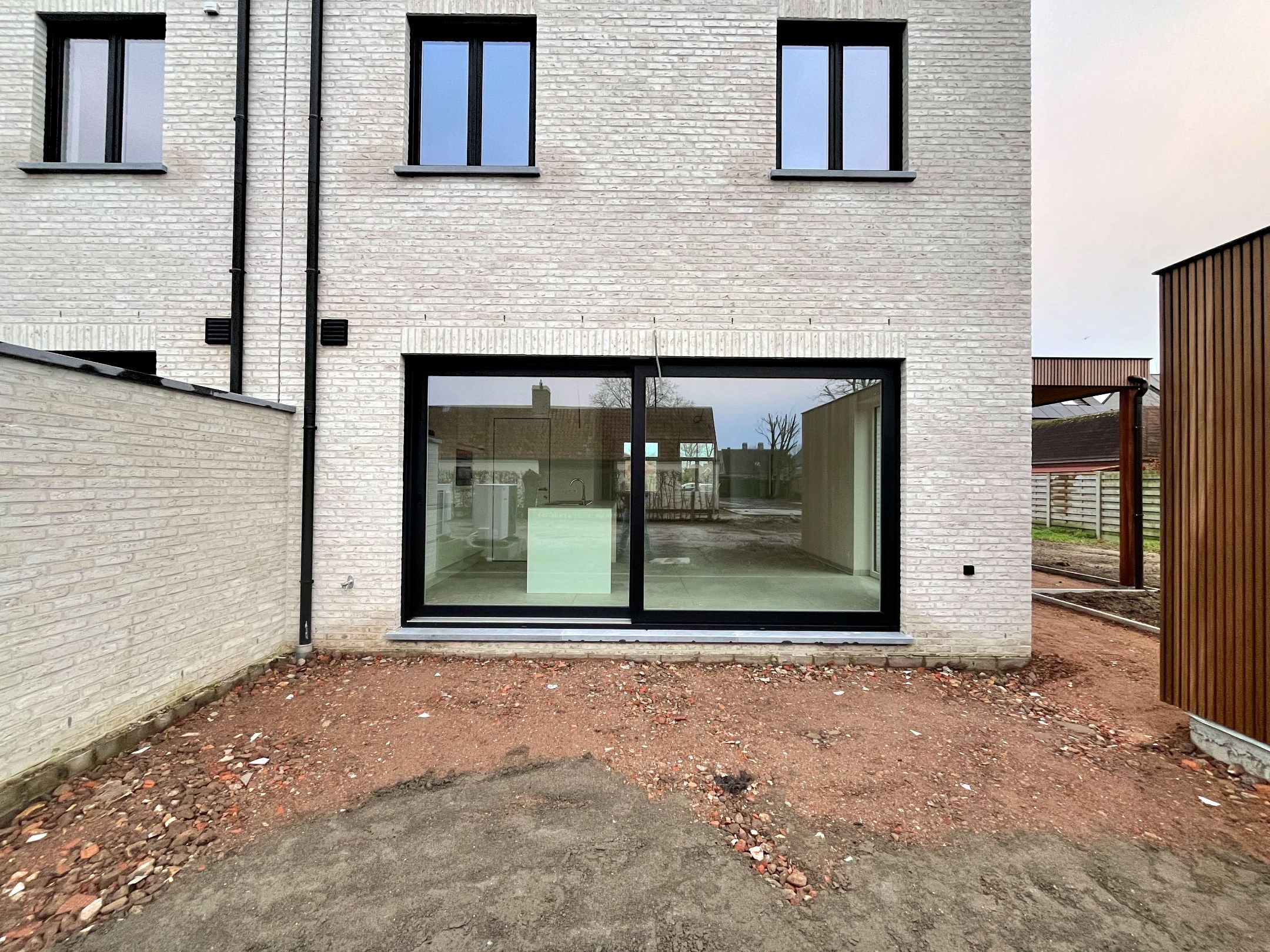 Nieuwbouw woning rustig gelegen te Moerkerke foto 8