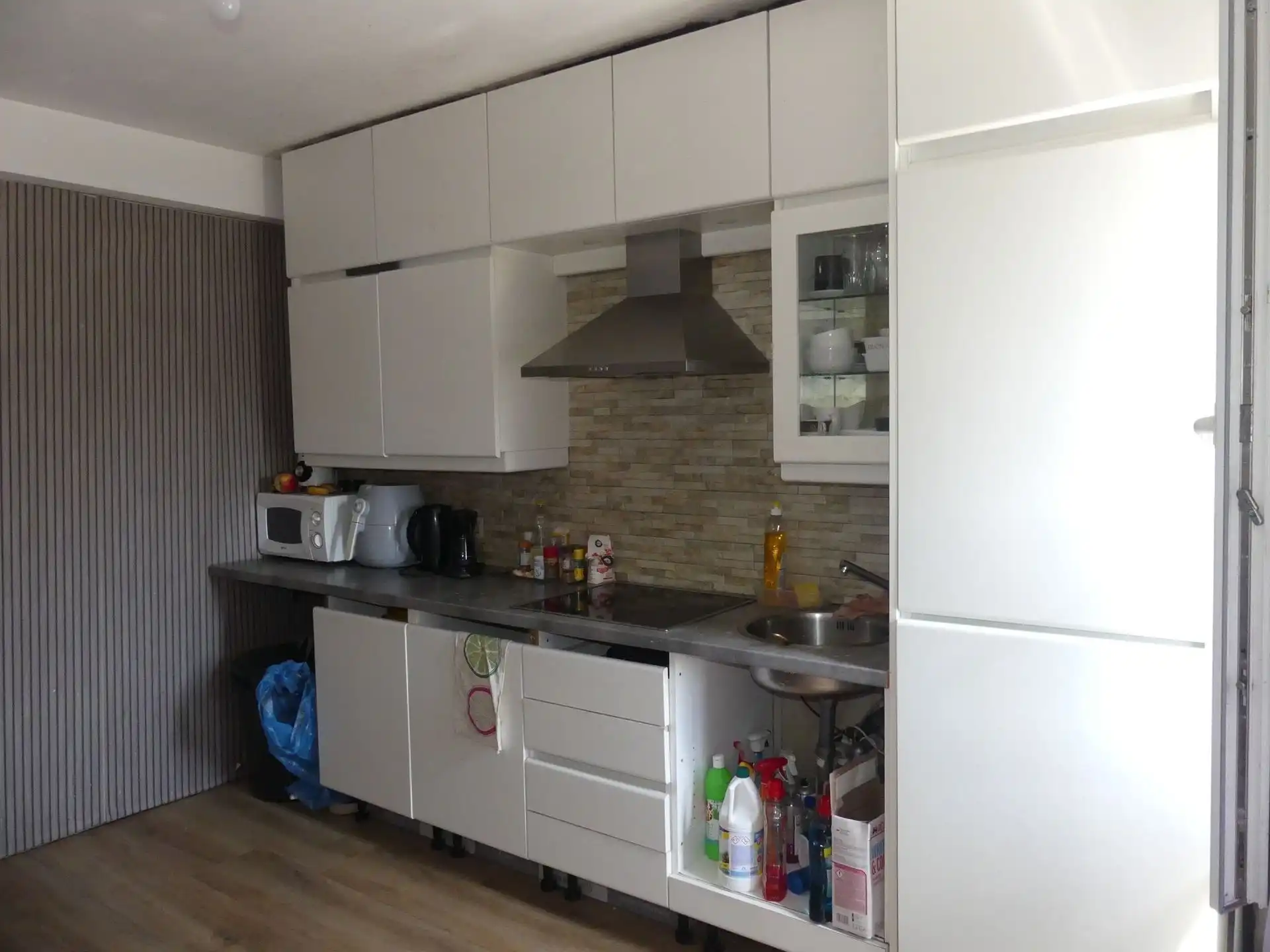 Centraal gelegen woning met vele mogelijkheden foto 2