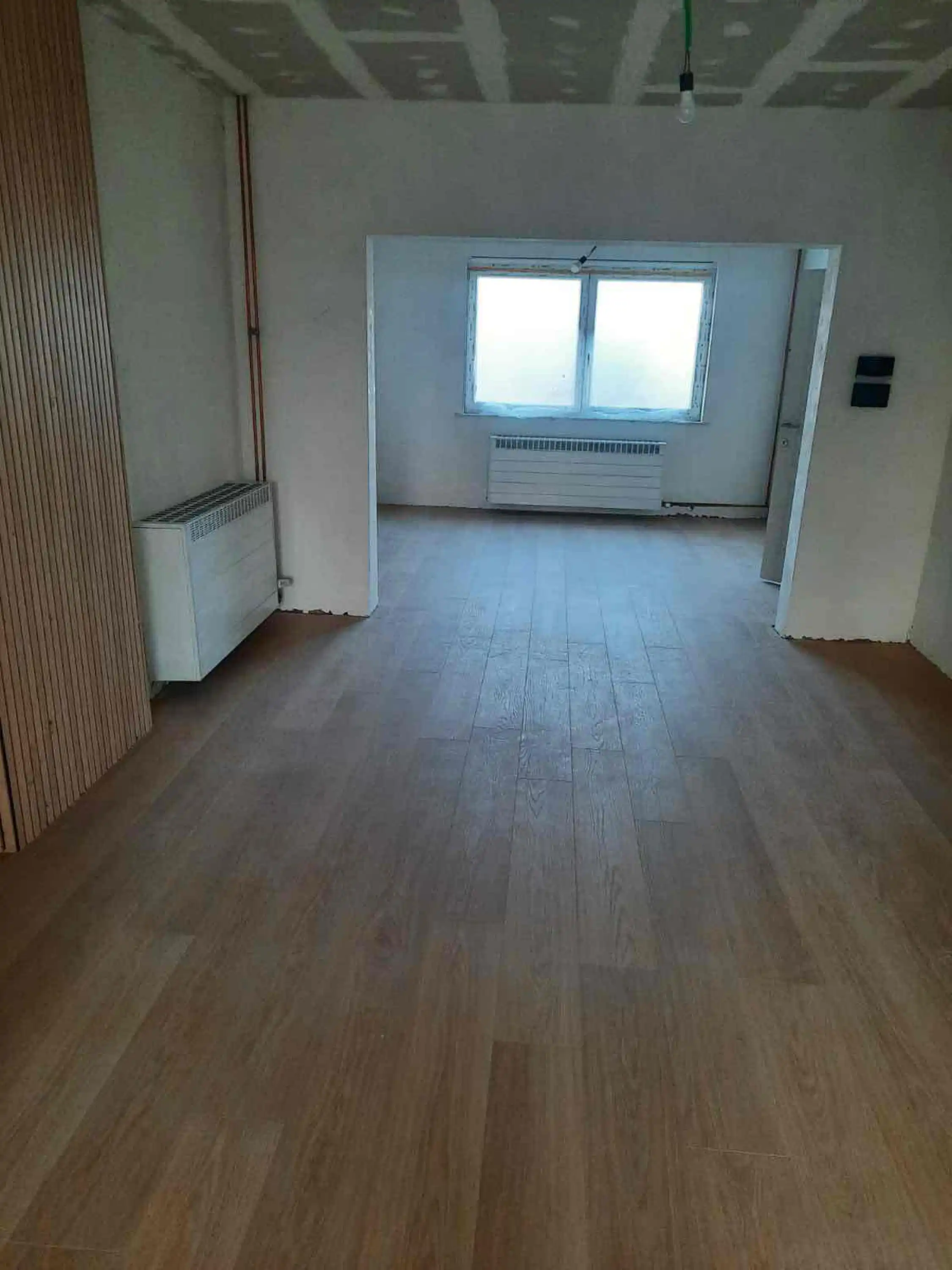 Vernieuwe woning met tuin aan zeer aantrekkelijke prijs! foto 3