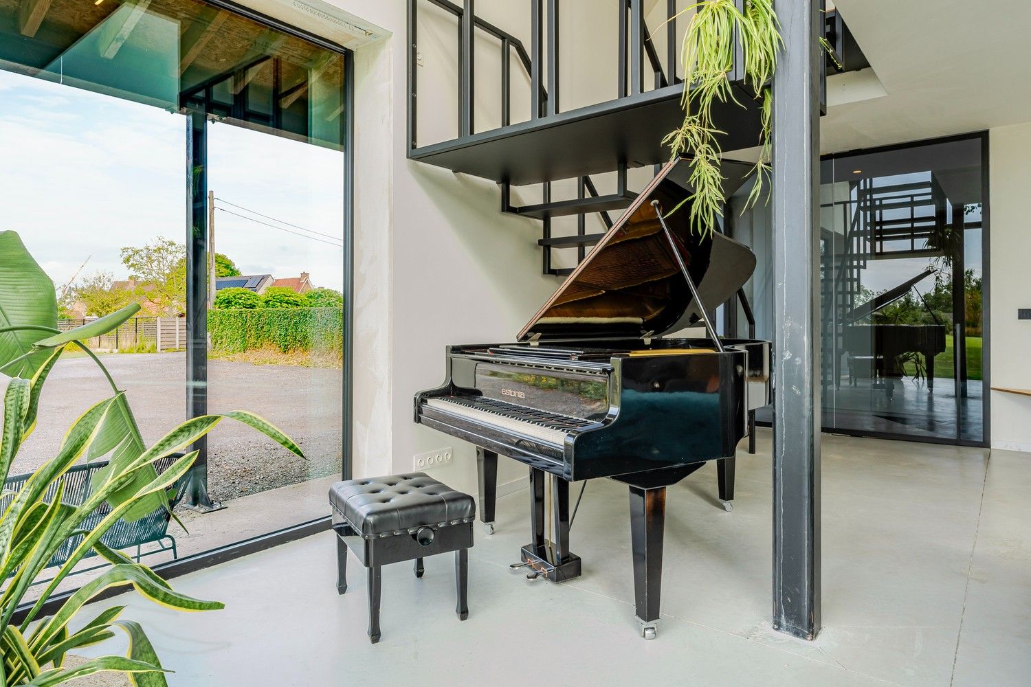 Moderne villa met bijgebouw op unieke landelijke ligging in centrum Zwevezele foto 9