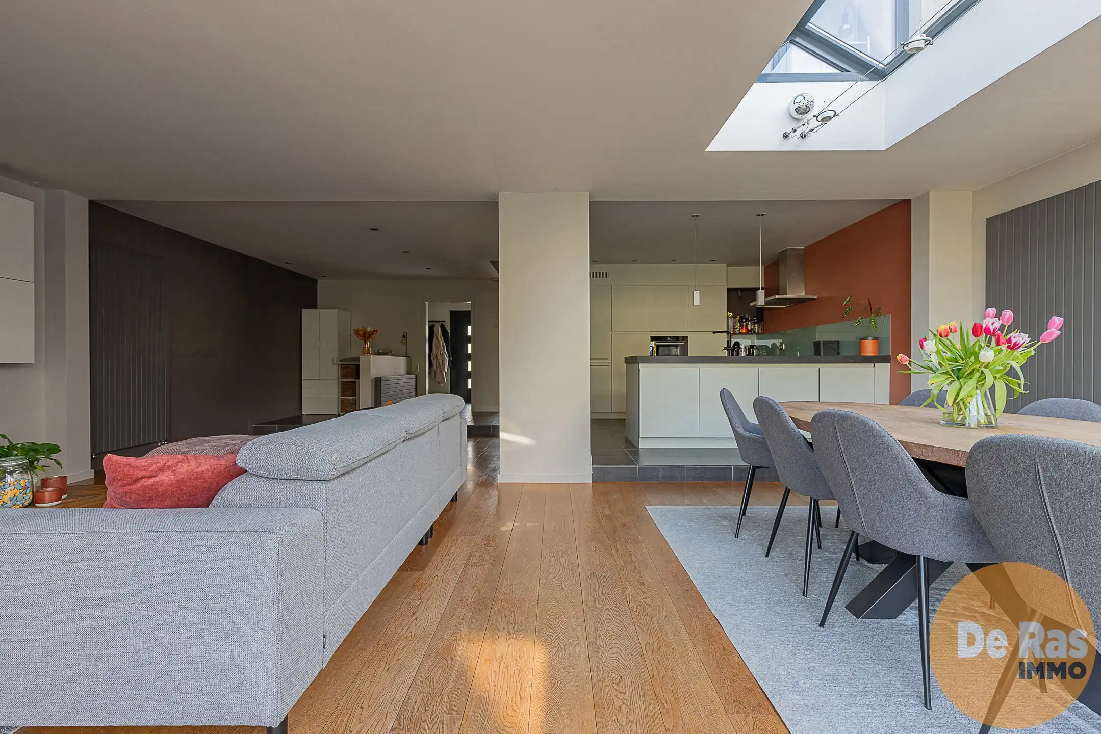 LEDE - instapklare woning met 4 slpks en leuke tuin! foto 3