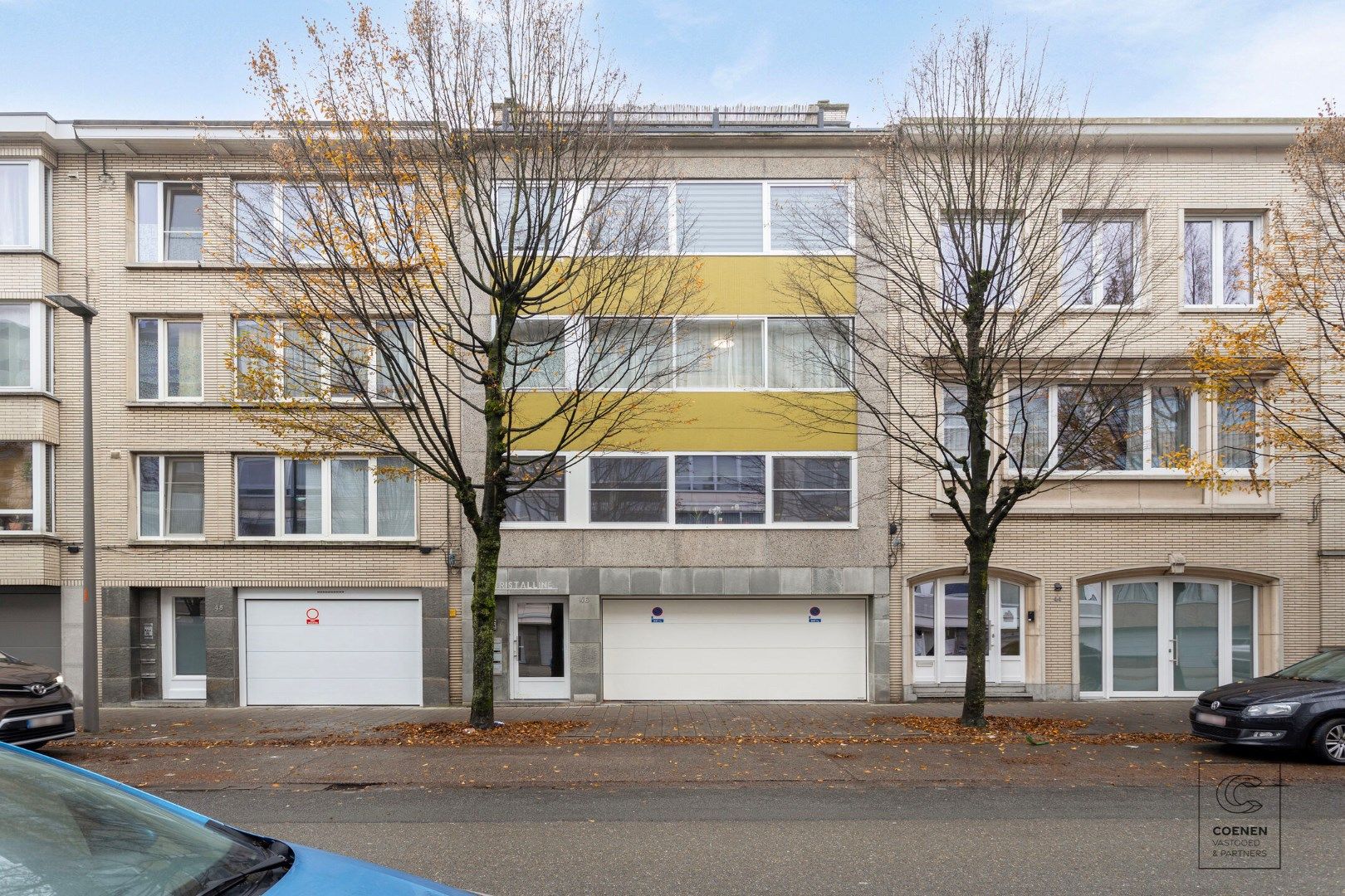 Te moderniseren appartement met 3 slpks en een bew opp van +/-85 m² foto {{pictureIndex}}