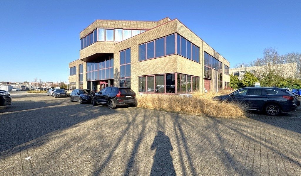 Instapklare kantoren te huur vlakbij A12 in Aartselaar foto 25