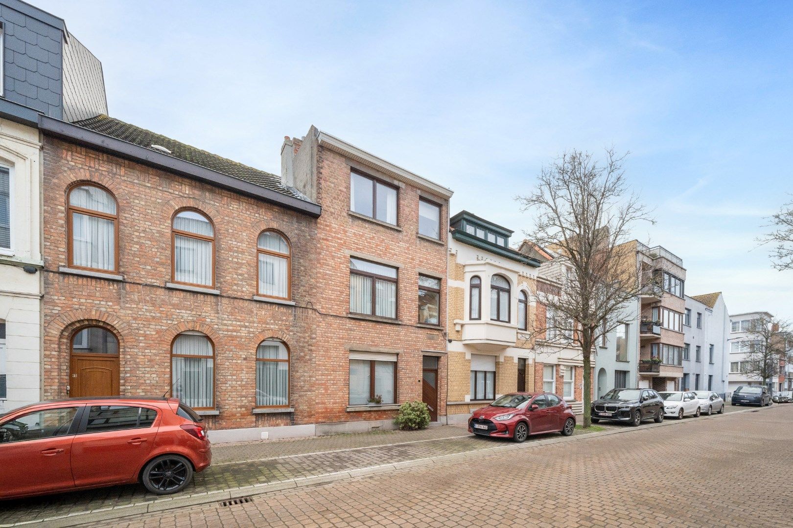 Karaktervolle woning met 5 slaapkamers en charmant stadstuintje in Oostende foto 24