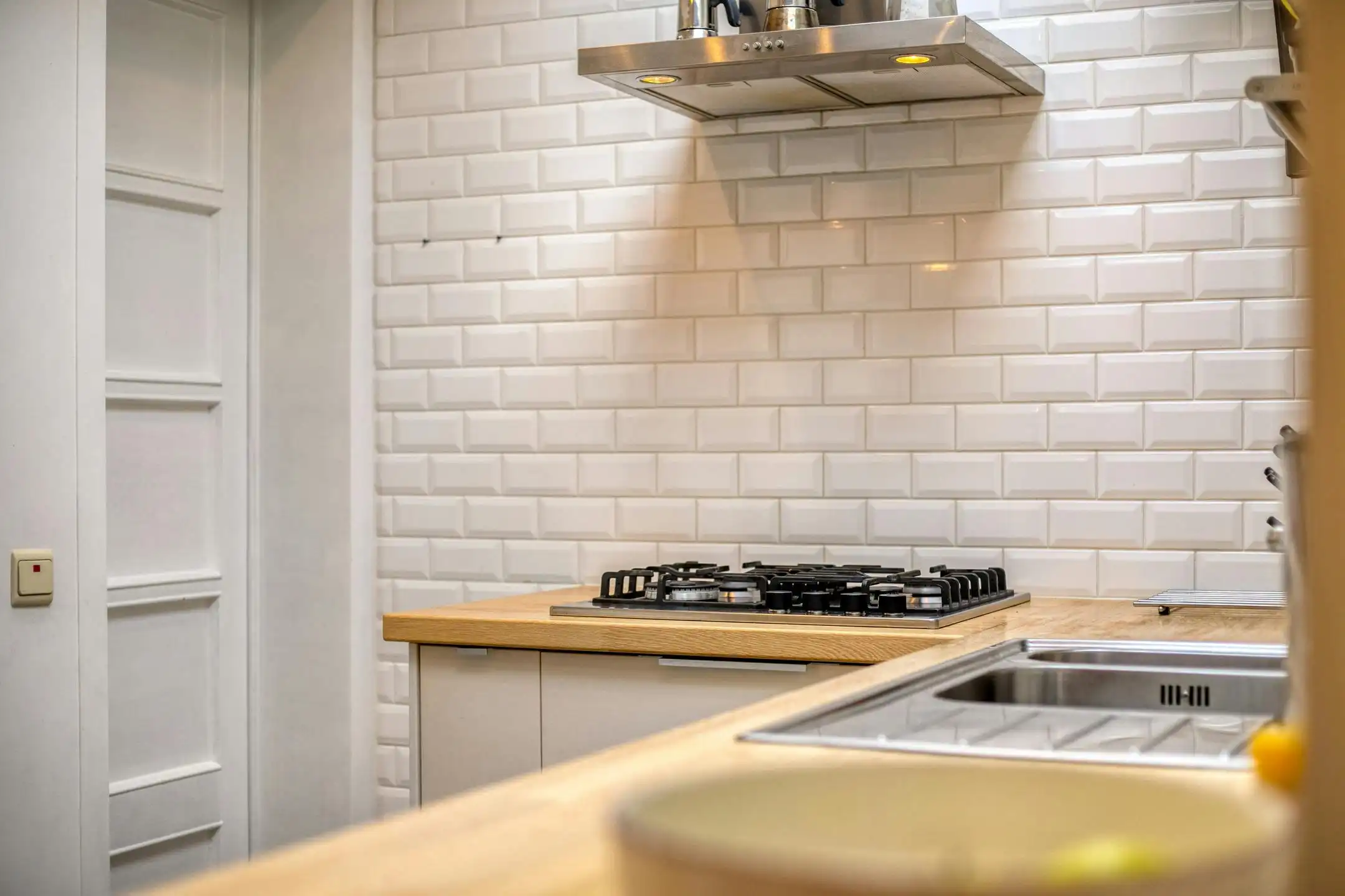 Instapklare woning met drie slaapkamers  te koop in Heule! foto 6