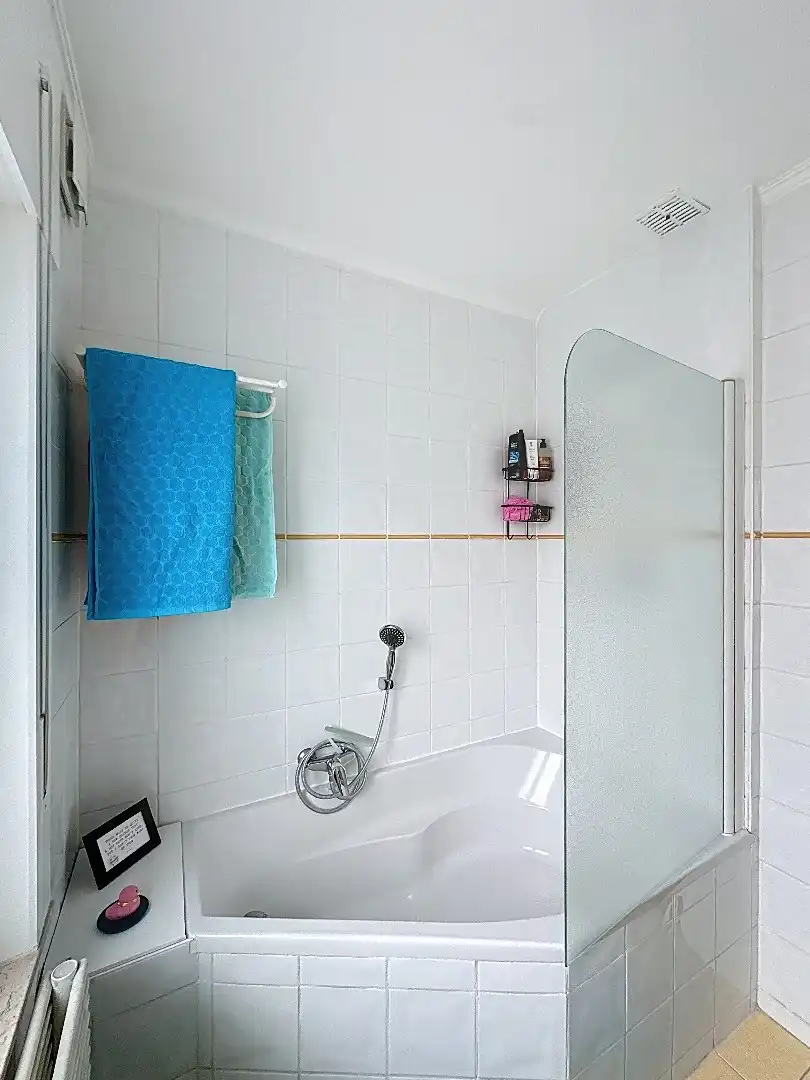 Instapklare gezinswoning met zonnige tuin in Tienen foto 26