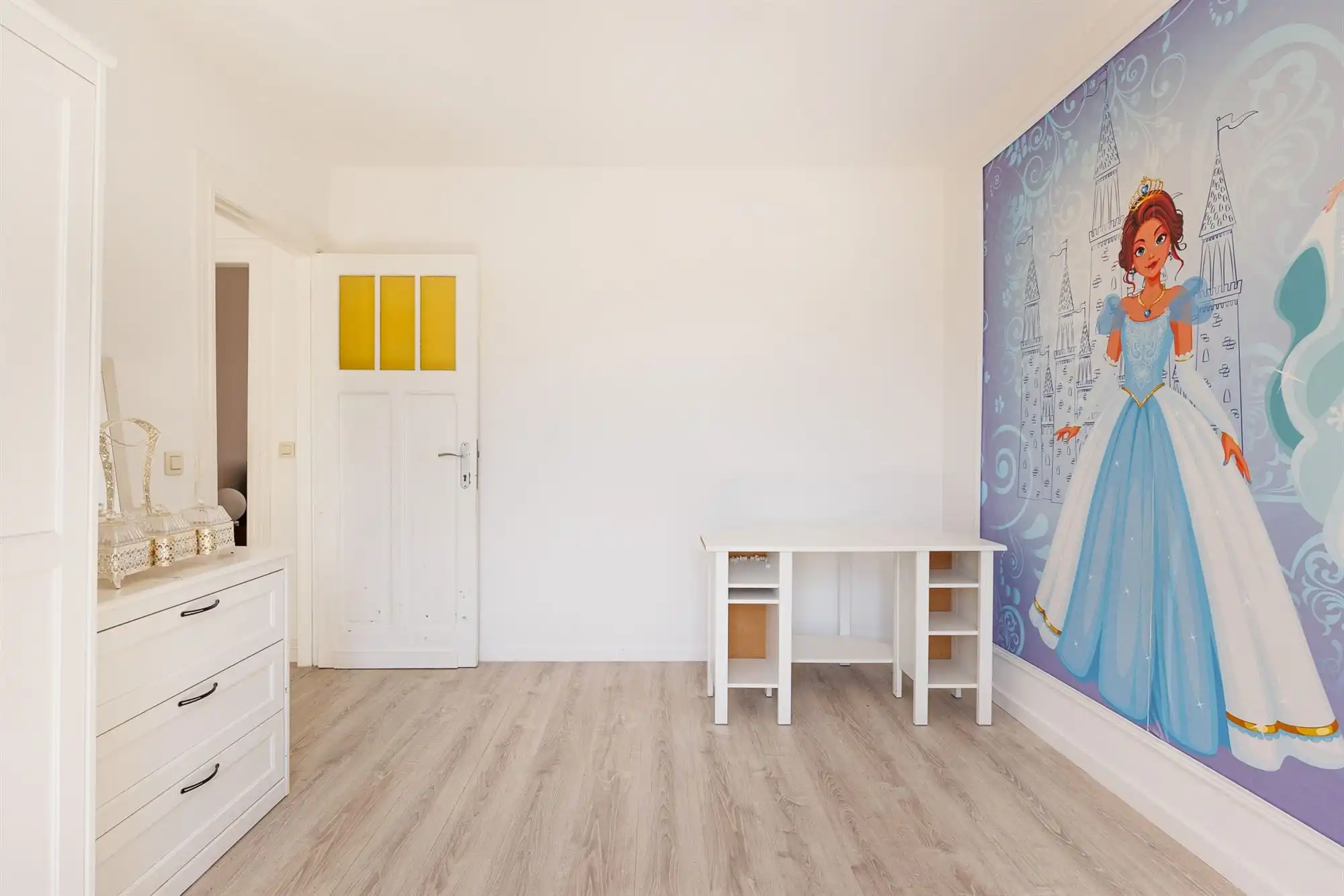 Instapklare woning met 3 slpkmrs., tuin en zonnepanelen foto 13
