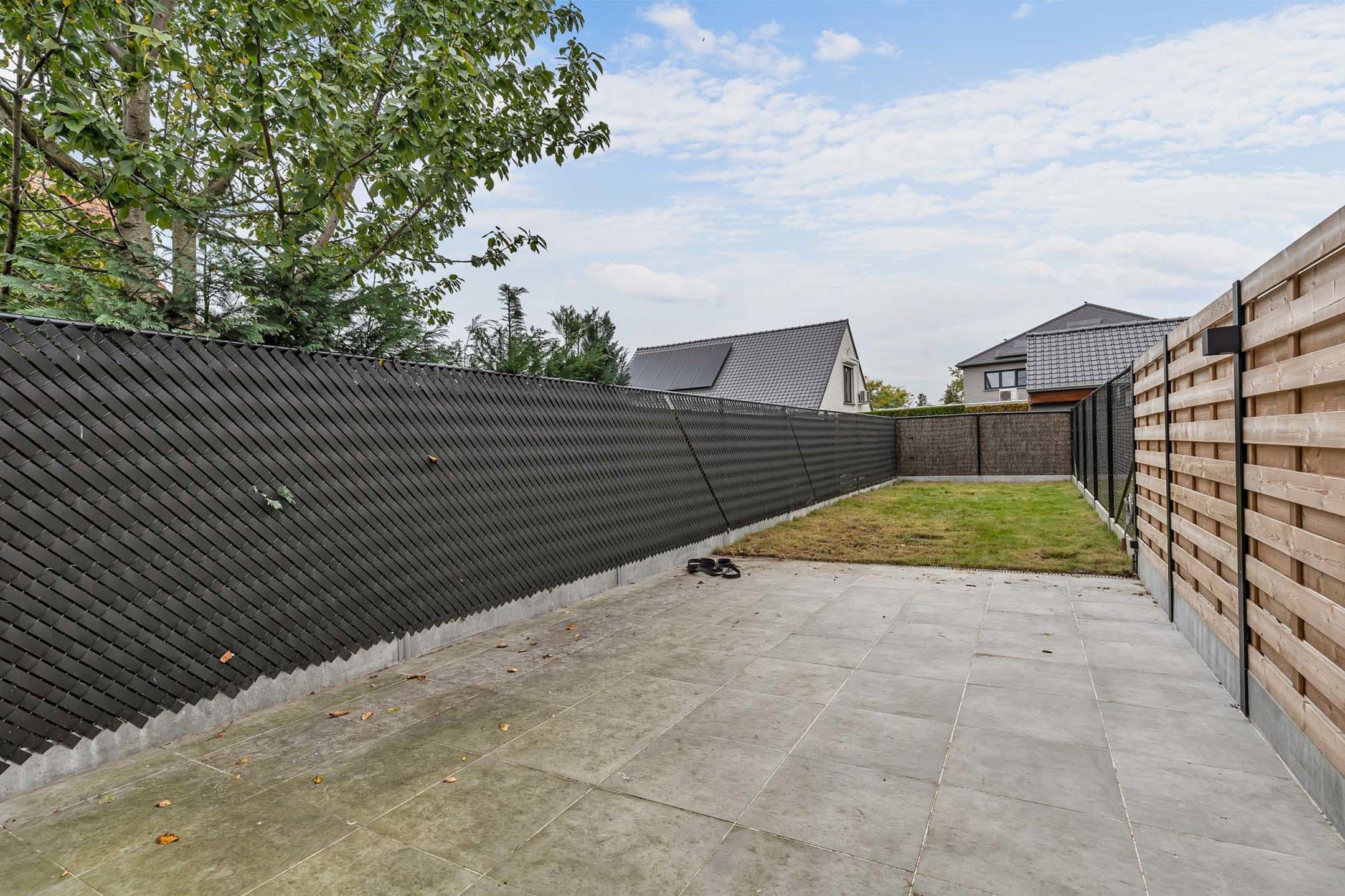 Instapklaar gelijkvloers appartement met tuin nabij centrum Deinze foto 11