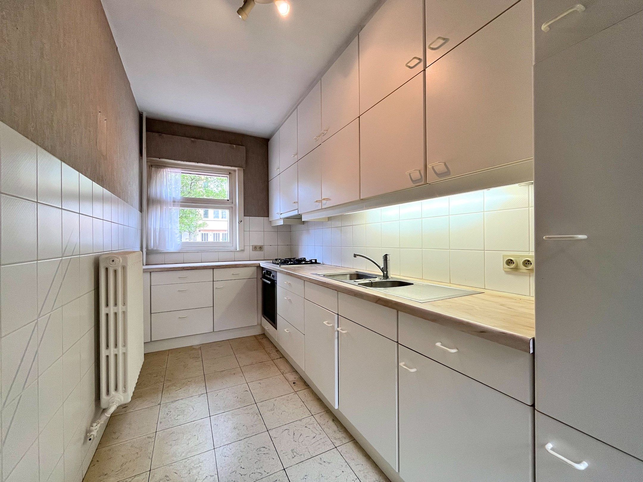 Hoekwoning met garage mooi gelegen te Heist-aan-Zee foto 6