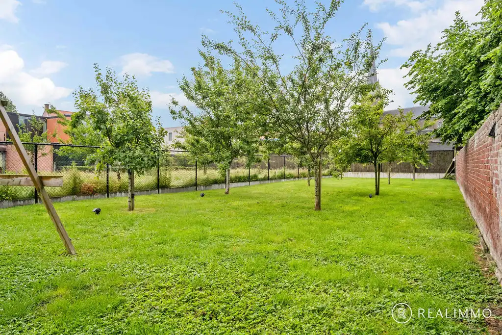 Ruime recente woning met EPC-label A in hartje Moen foto 2