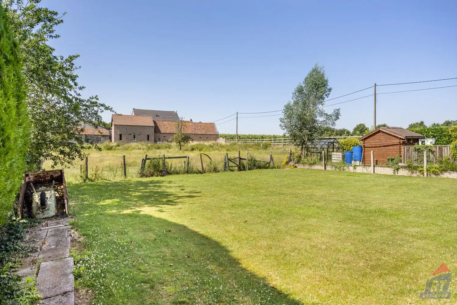 Rustig gelegen halfopen bebouwing met ruime tuin en tal van renovatiemogelijkheden foto 22