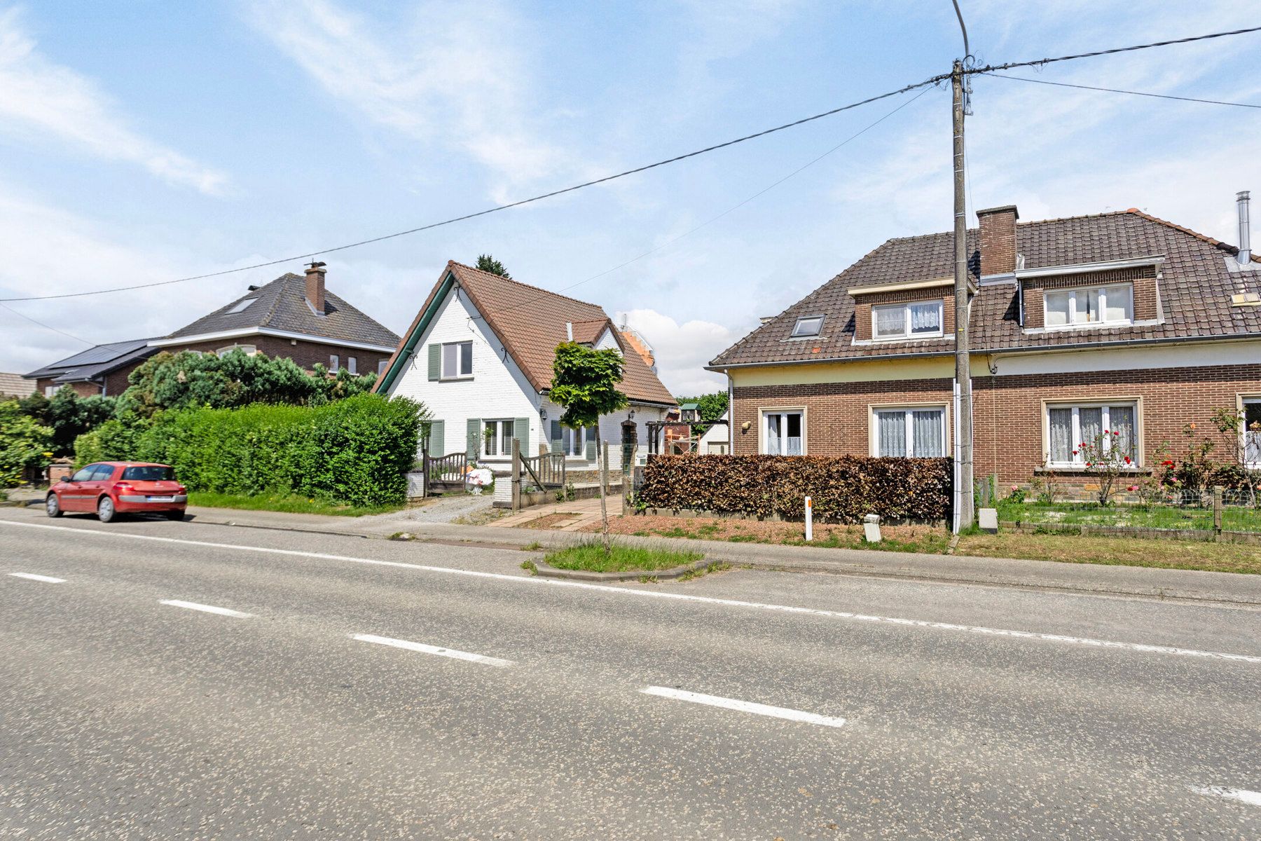 Solide 3-gevelwoning op topligging foto 30