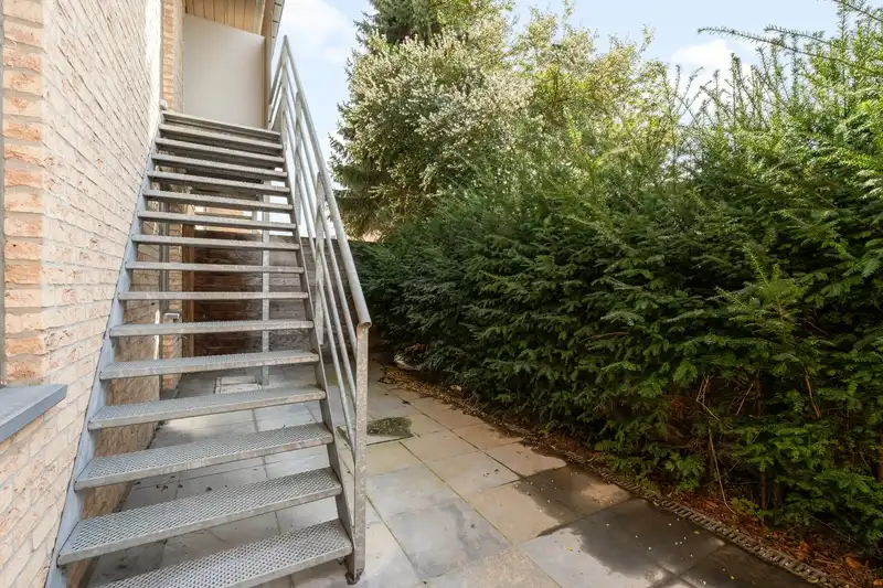 Roeselare - ruime woning te huur met 3 slaapkamers foto 17