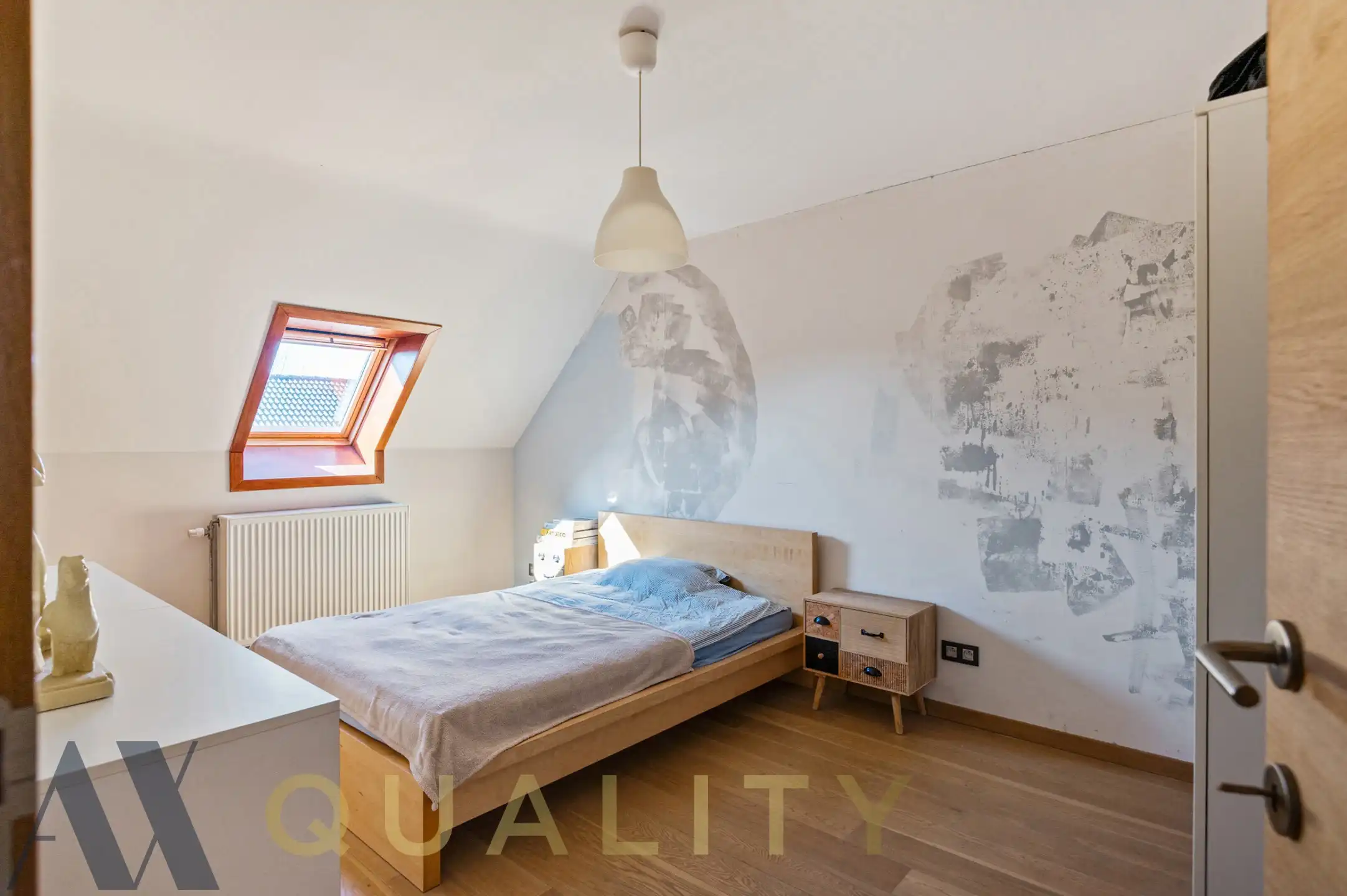 Instapklare Bel-Etage woning met 3 slpk., grote gar. en terras (Moglh. tot 4e kamer op de zolder) foto 10