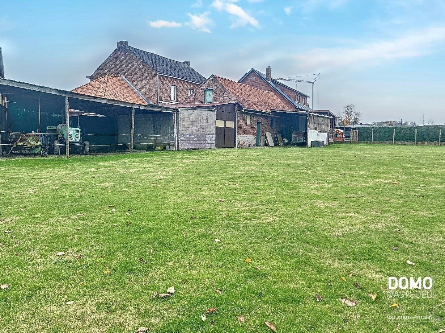 Karaktervolle woning met tal van mogelijkheden en voorzien van paardenstallingen foto 4