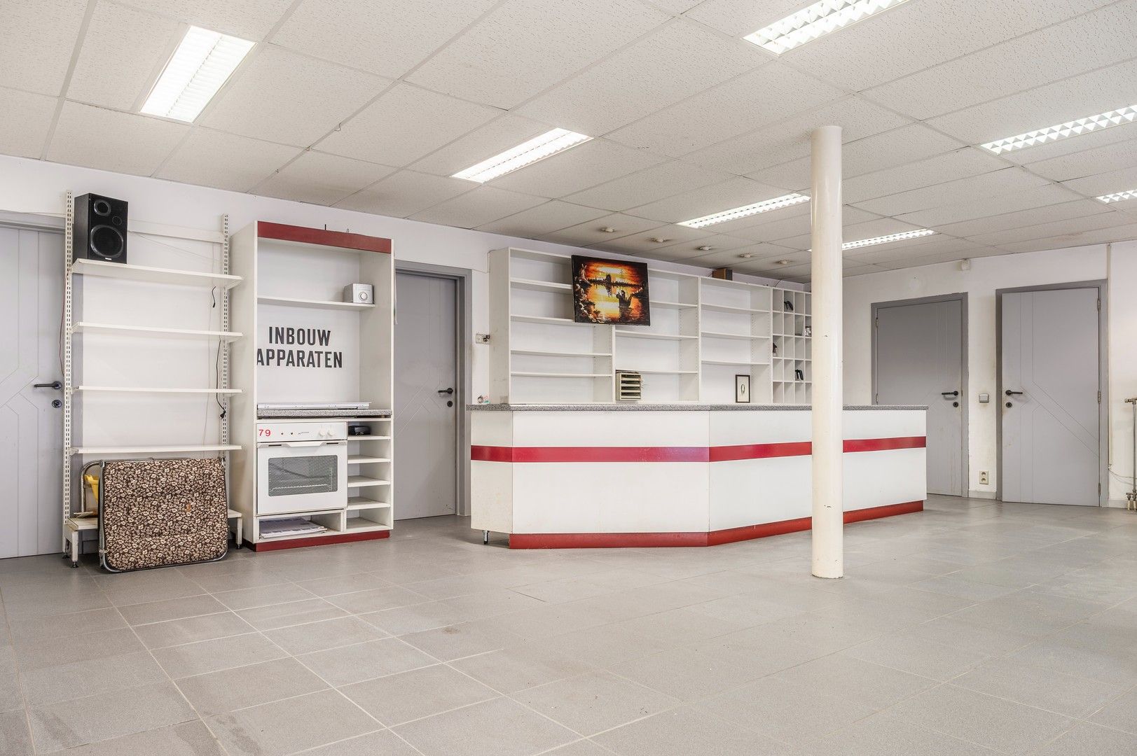 Handelspand met duplexappartement met 6 slaapkamers foto 4