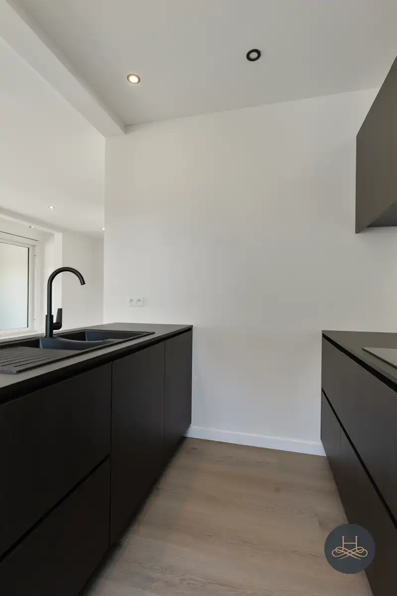 Lichtrijk, ruim appartement tegenover Bloso-domein foto 6