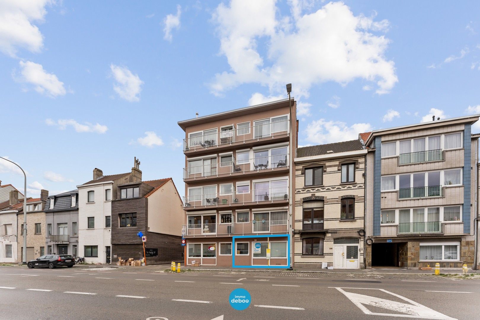 Prachtig gerenoveerde studio op centrale ligging te Blankenberge foto {{pictureIndex}}