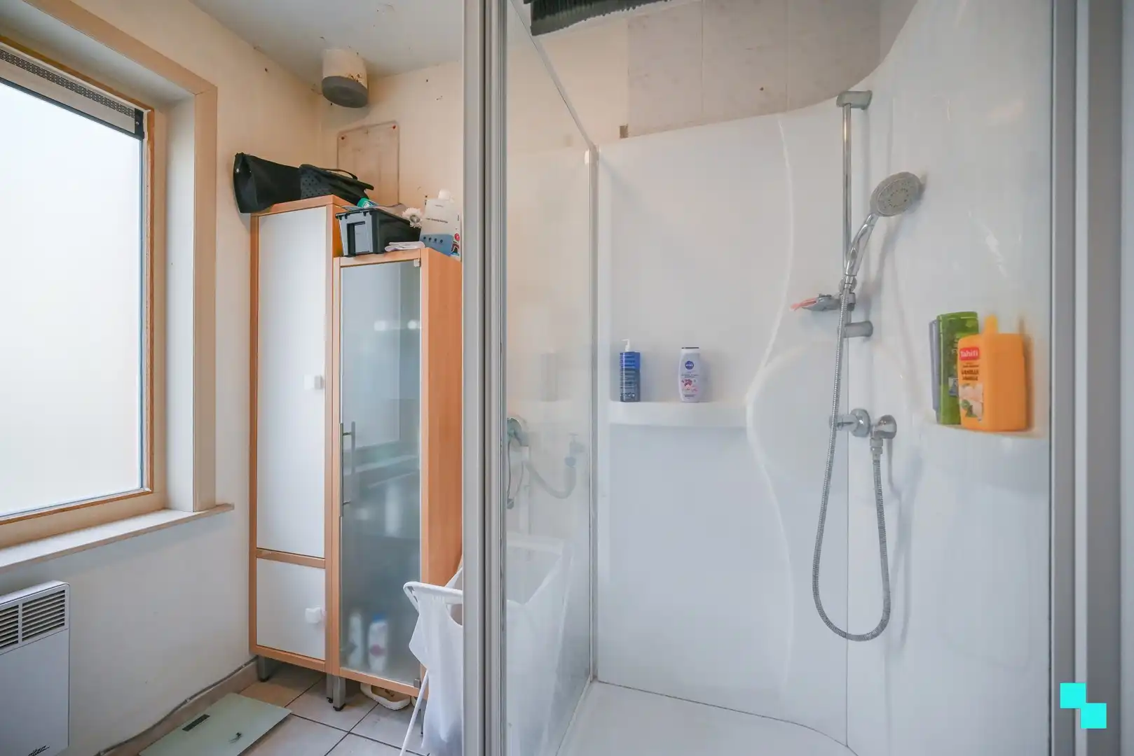 Gelijkvloerse woning met uitweg achteraan in Wielsbeke foto 19