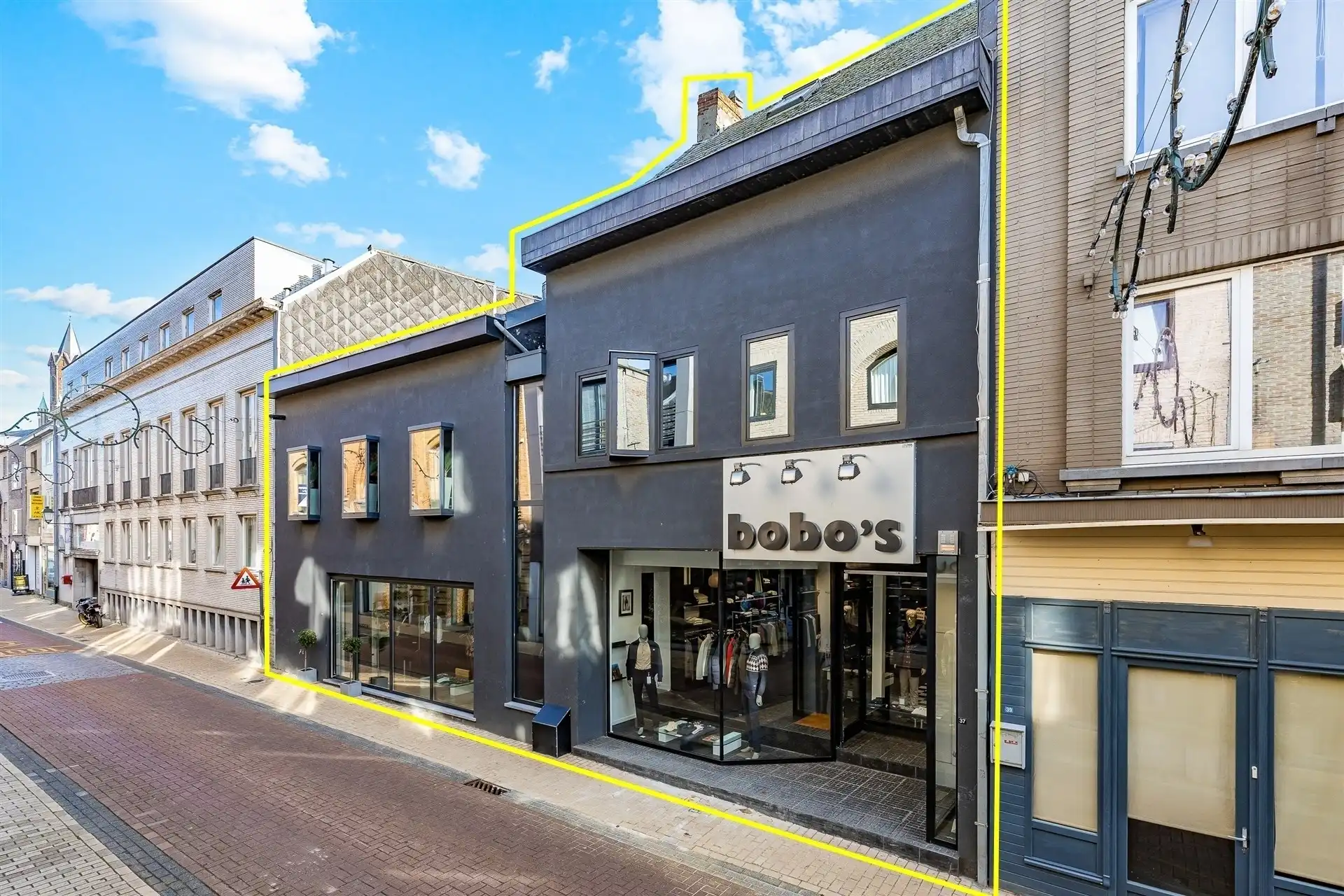 Prachtig winkelpand met duplex op groot perceel foto 31