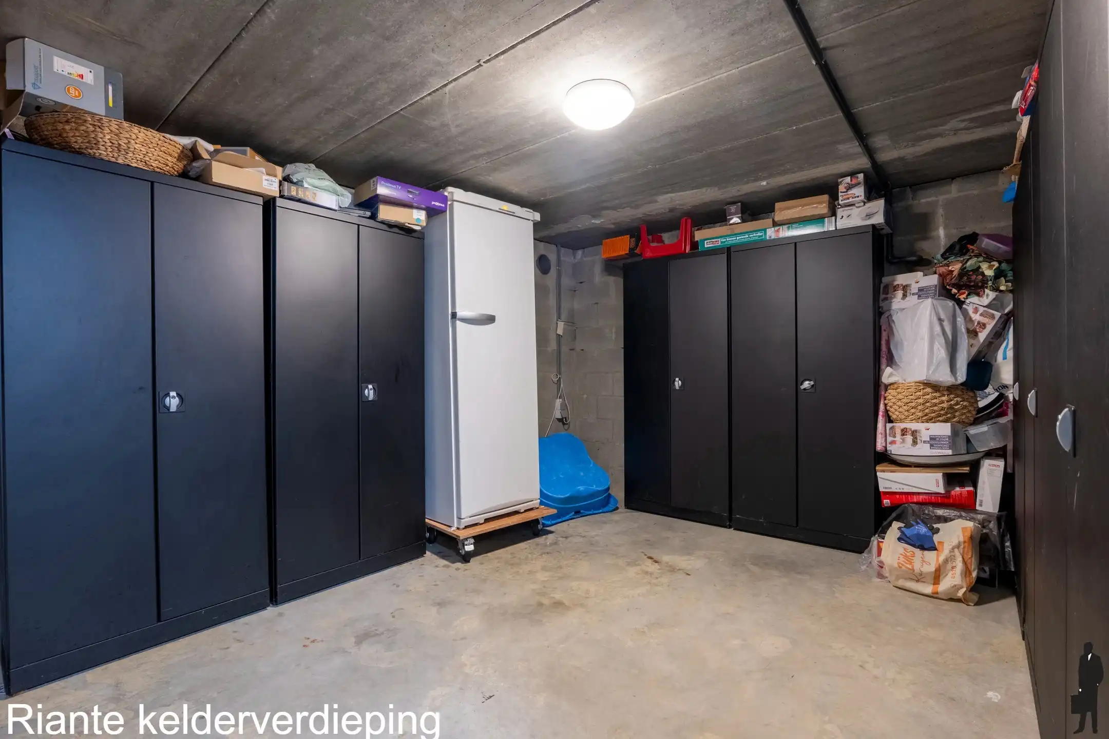 Ruime woning met 6 slpks. en grote kelder nabij Nederland foto 20