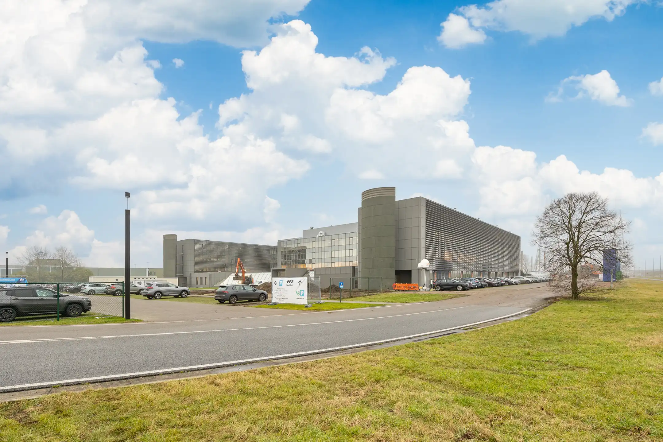 Moderne kantoorruimte in West Port Campus (475 m²) foto 3