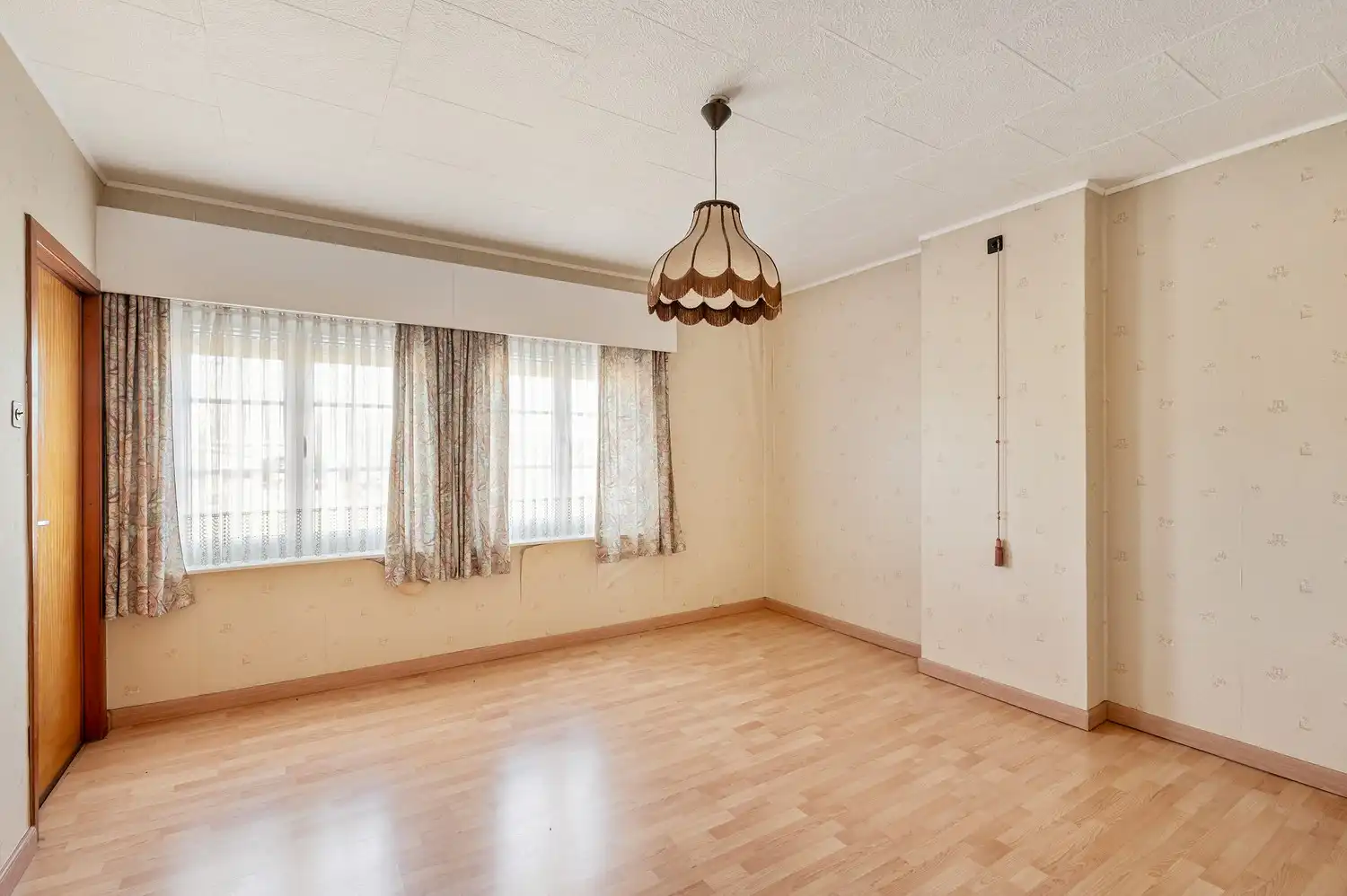 Te renoveren woning met garage en diepe tuin. foto 18
