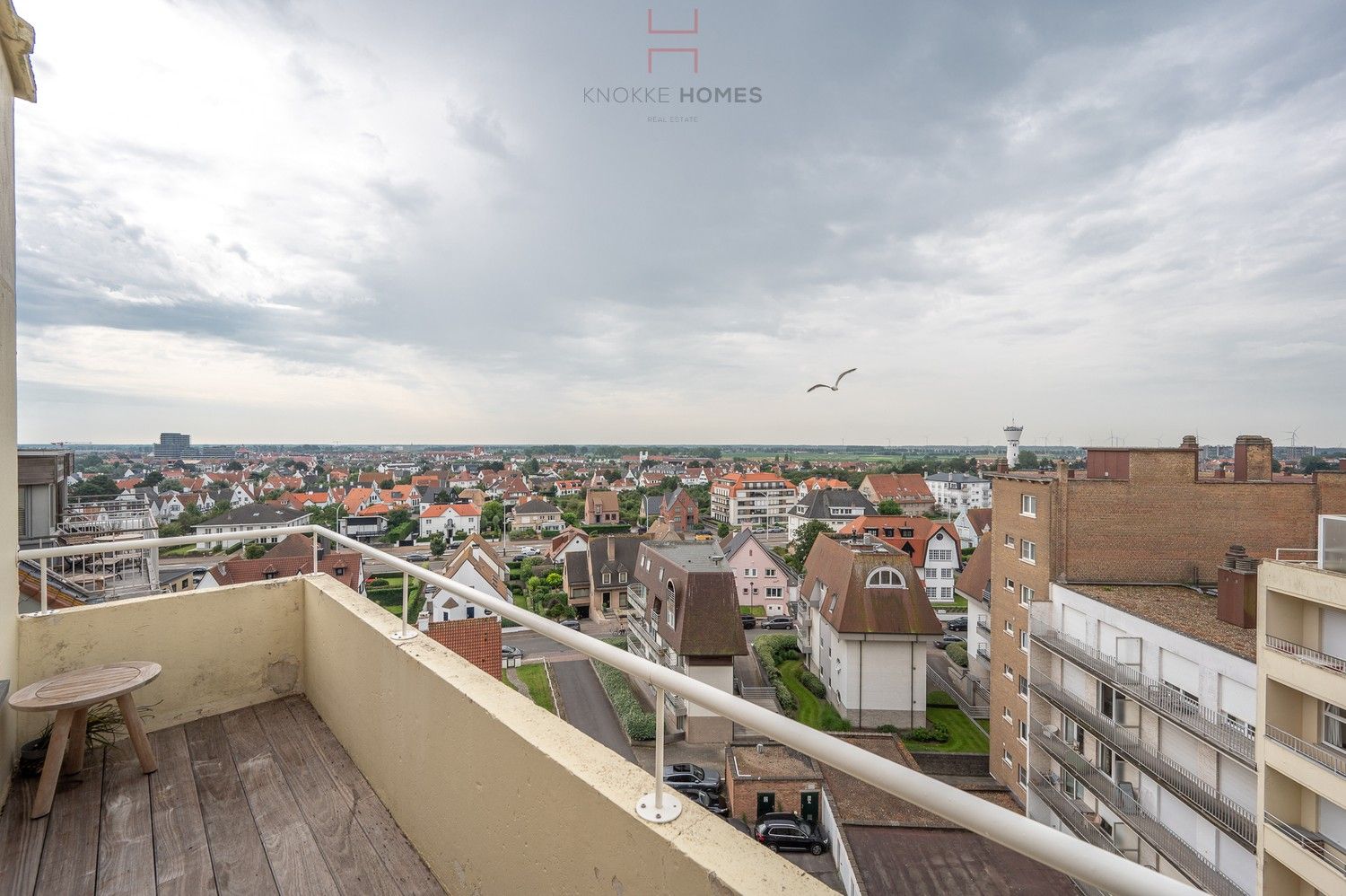 Exceptioneel hoekappartement op de Zeedijk genietend van uitzonderlijke zee- en strandzichten. foto 25