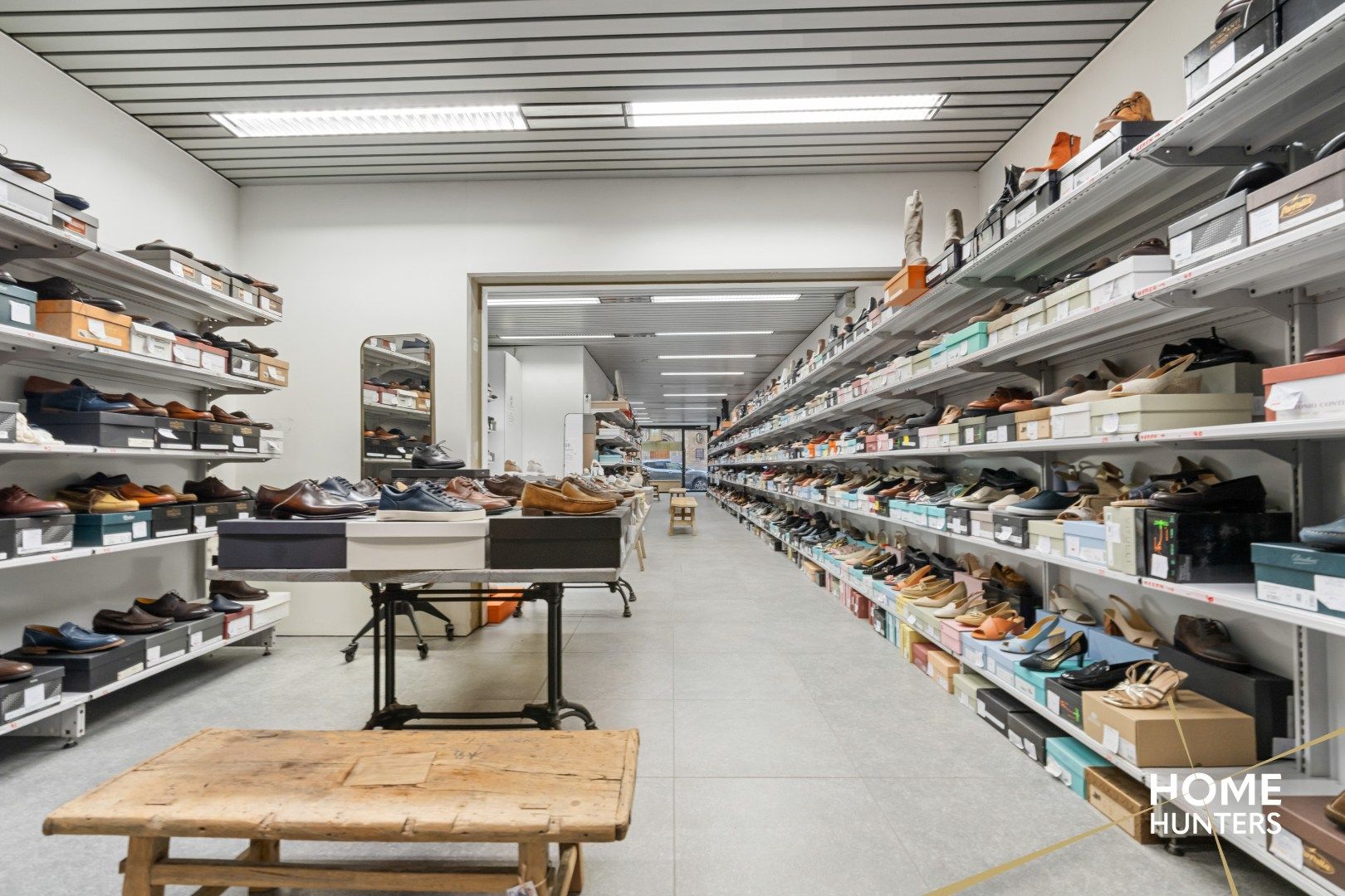 Ruime kantoorruimte 134 m² pal in het historische stadscentrum van Ieper foto 4