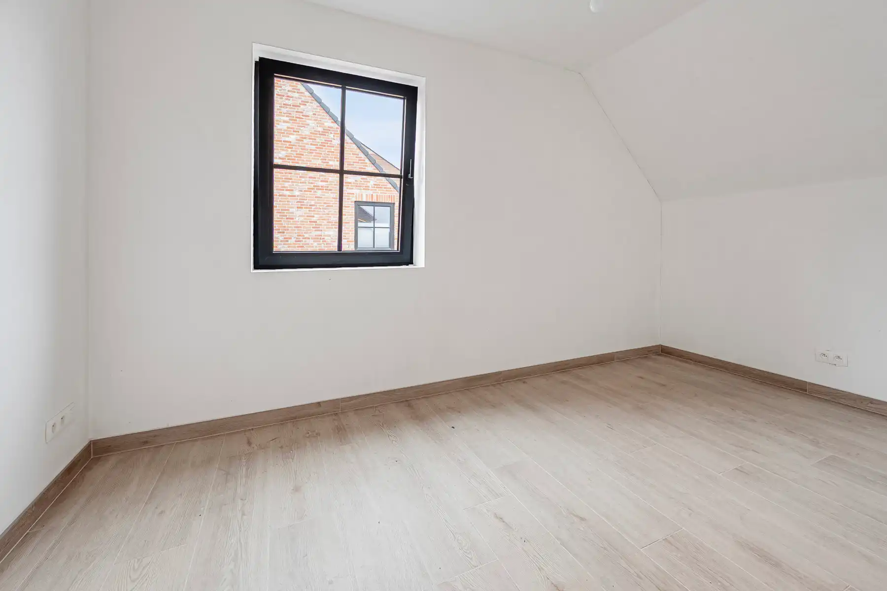 Hoogwaardig afgewerkte nieuwbouwwoning in Zele foto 14