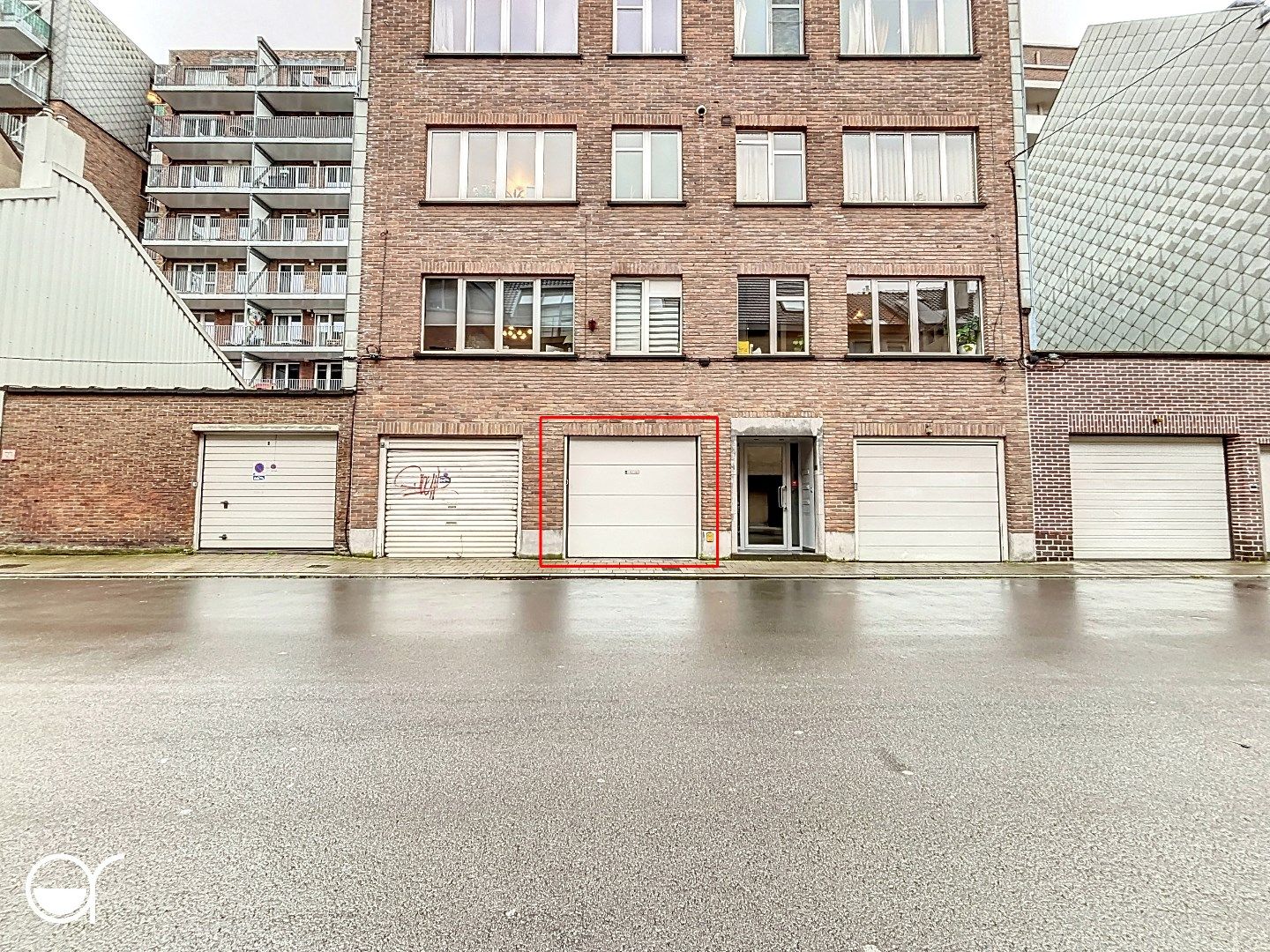 Vernieuwd appartement met 2 slaapkamers en een inpandig terras. foto 21