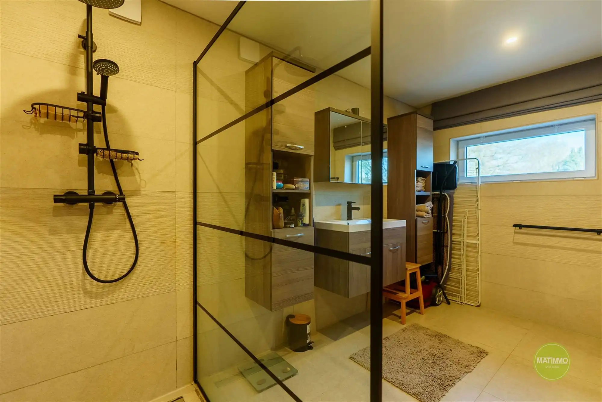 Gerenoveerde, energiezuinige halfopen woning te Meerhout foto 12